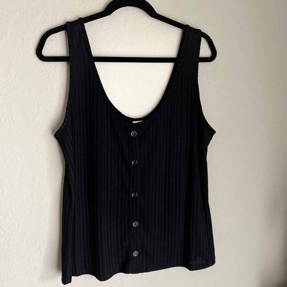 Black Tank
